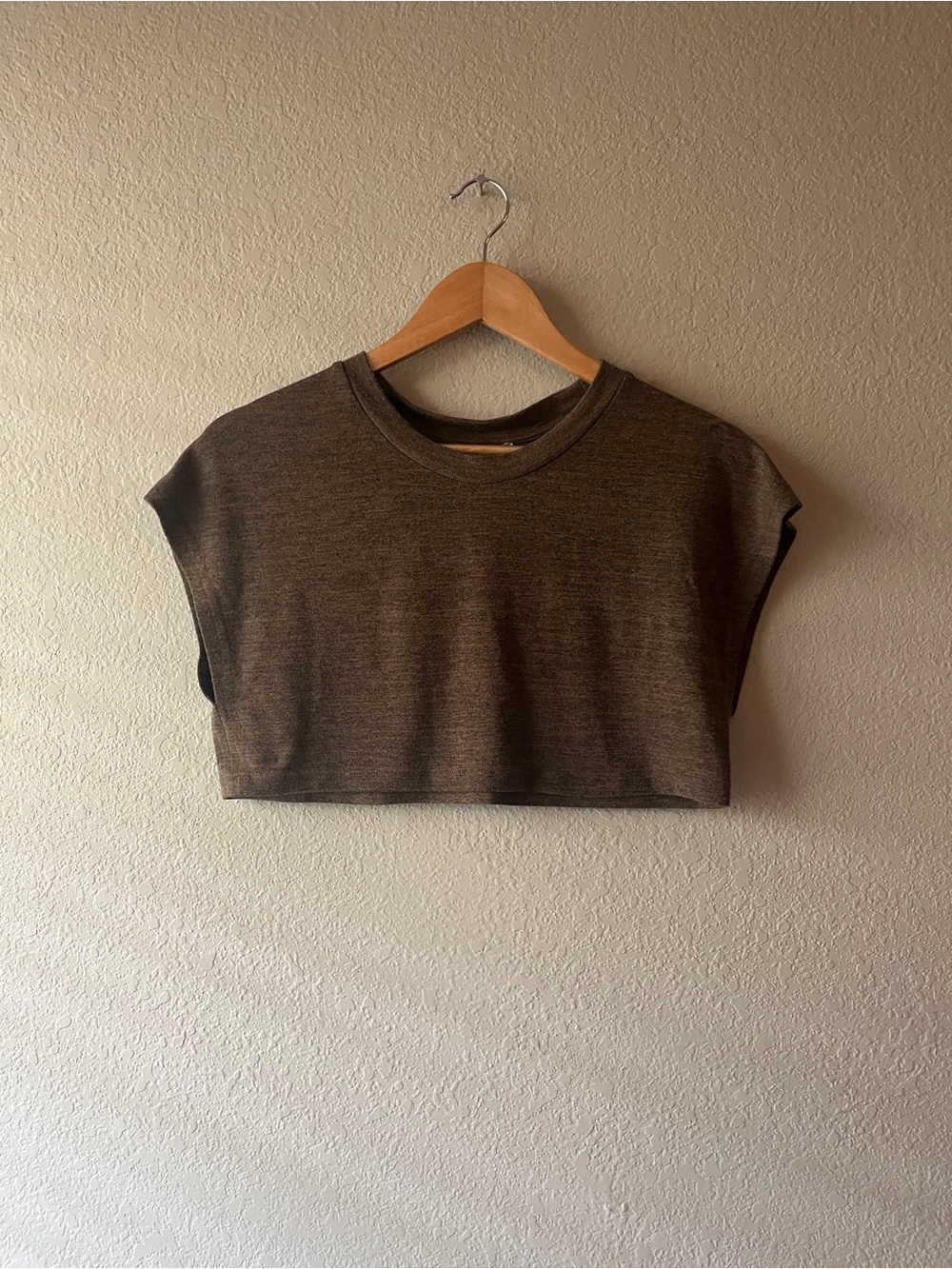 EVNL Ultra Cropped Sleeveless Knit Top Small Brown